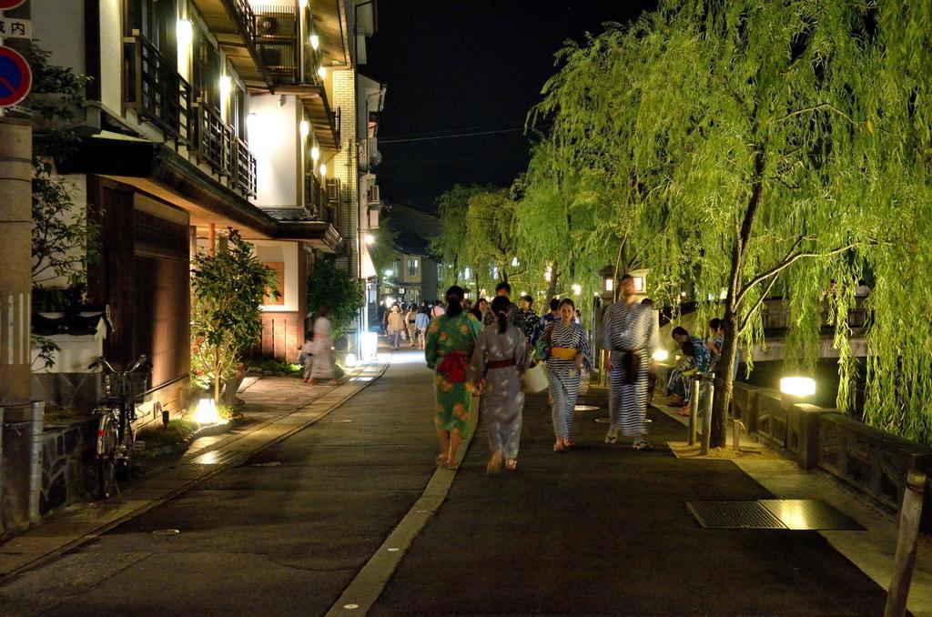 Готель Kinosaki Yamamotoya Тойоока Екстер'єр фото