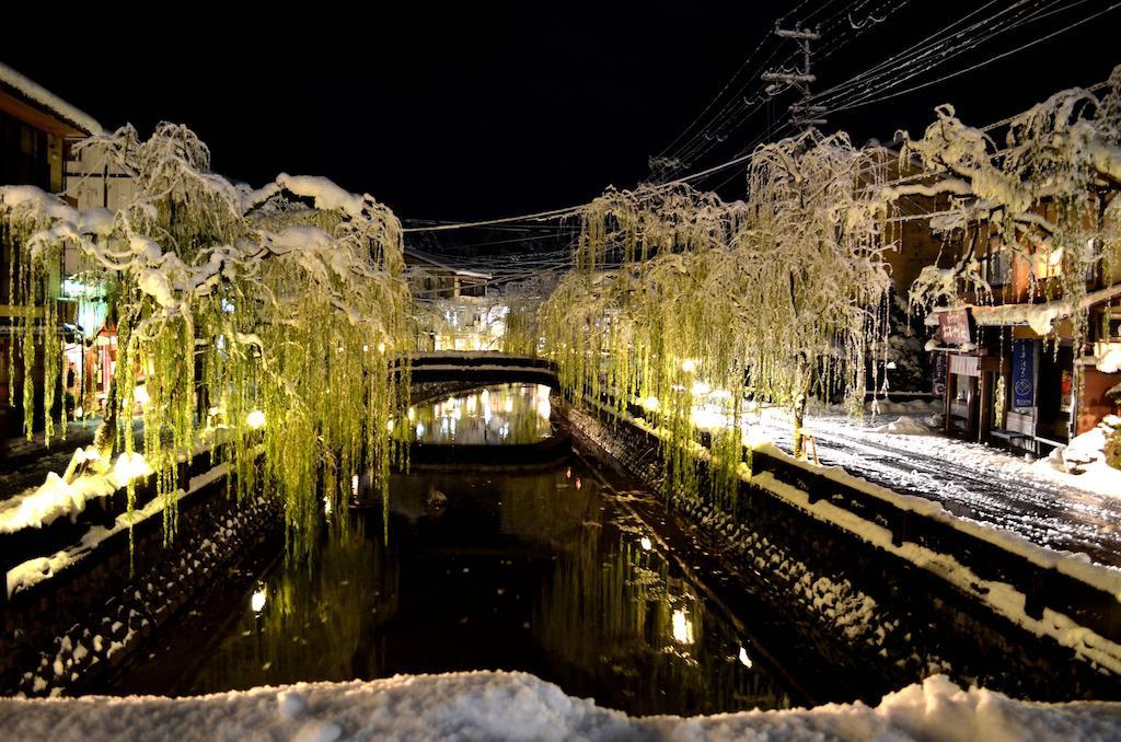 Готель Kinosaki Yamamotoya Тойоока Екстер'єр фото